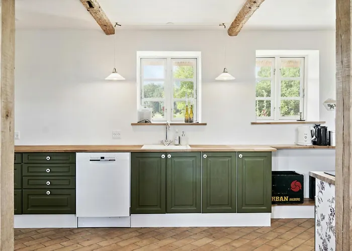 Nostalgic Charm In A Yellow Timber House Holiday home
